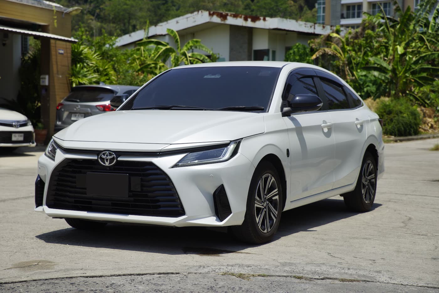 Toyota Yaris Ativ Premium
