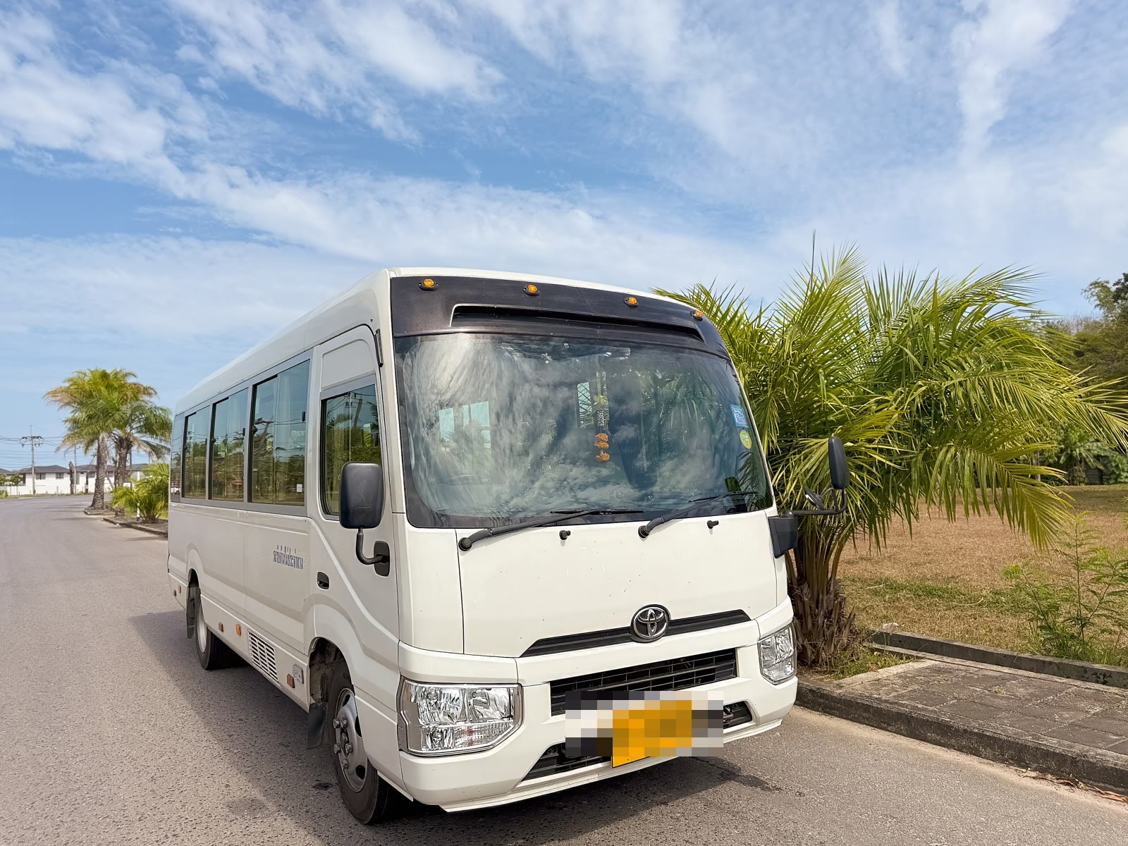 Middle bus