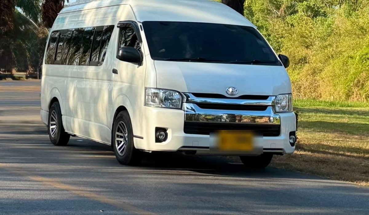 Toyota Commuter